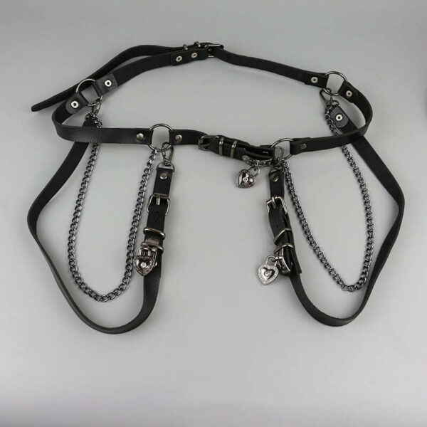 Glittering hearts punk belt